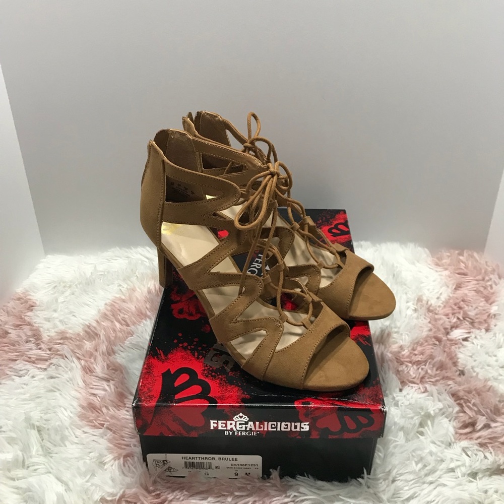 🍂🌼 Super Cute Fergalicious Heels 🌼🍂